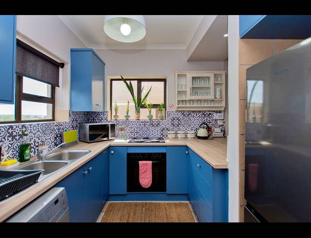 2 BEDROOM APARTMENT FOR SALE IN HELIOS PLACE